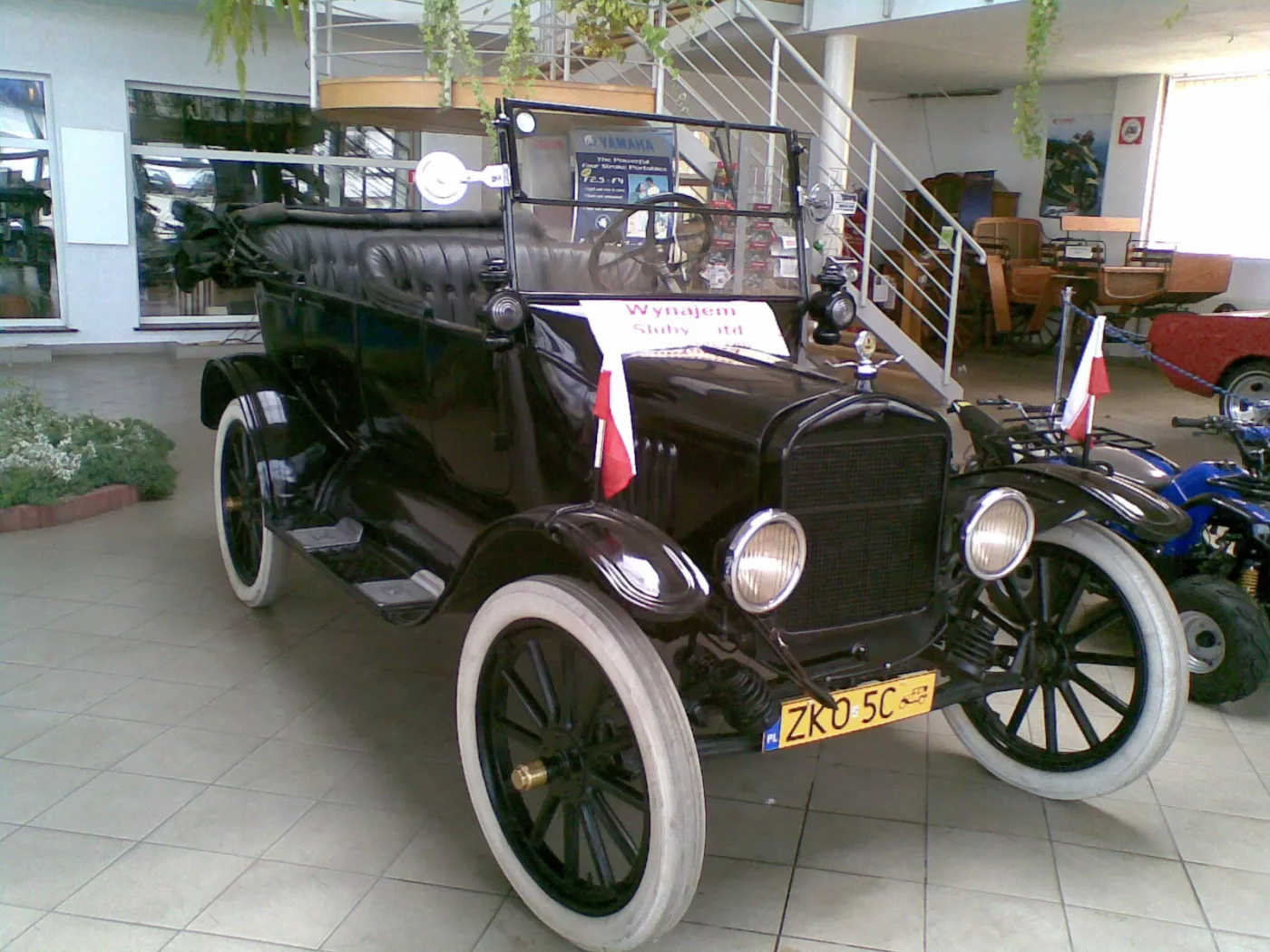 7372974-ford-model-t.jpg