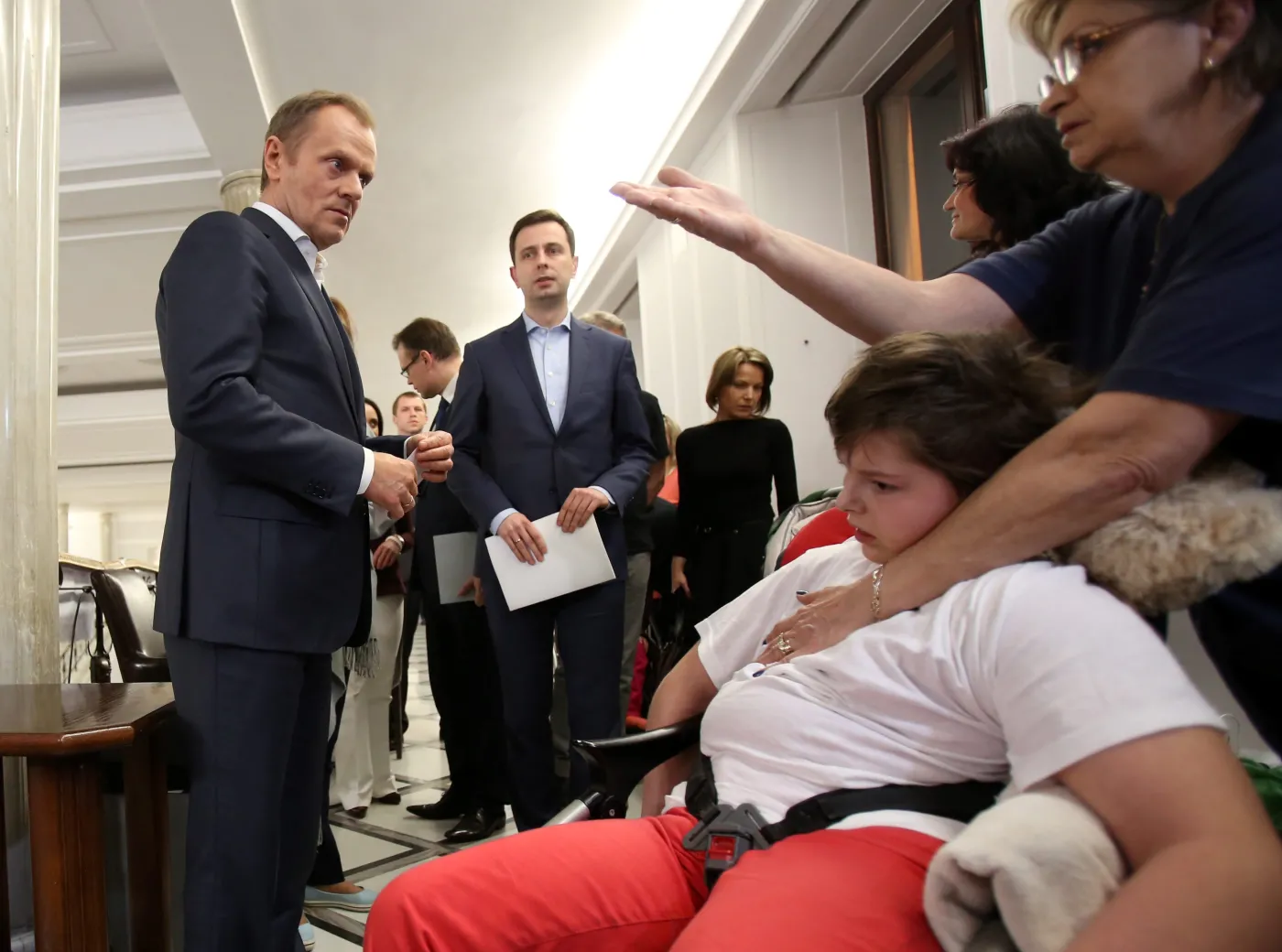 7393052-donald-tusk.jpg