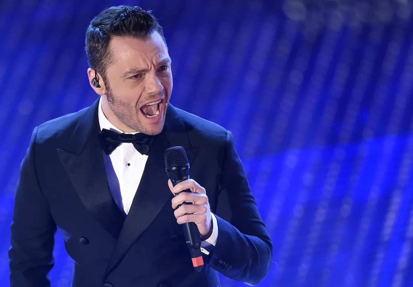 7412183-tiziano-ferro.jpg