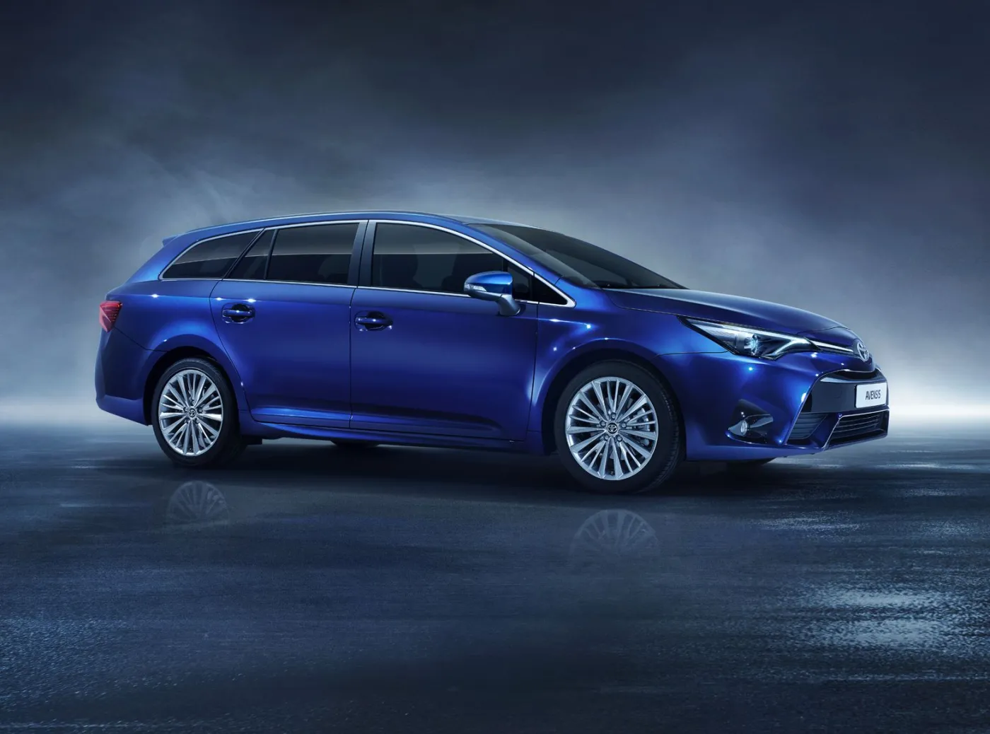 7431241-toyota-avensis.jpg