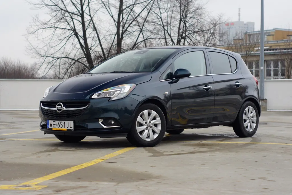 7437899-opel-corsa-1.jpg