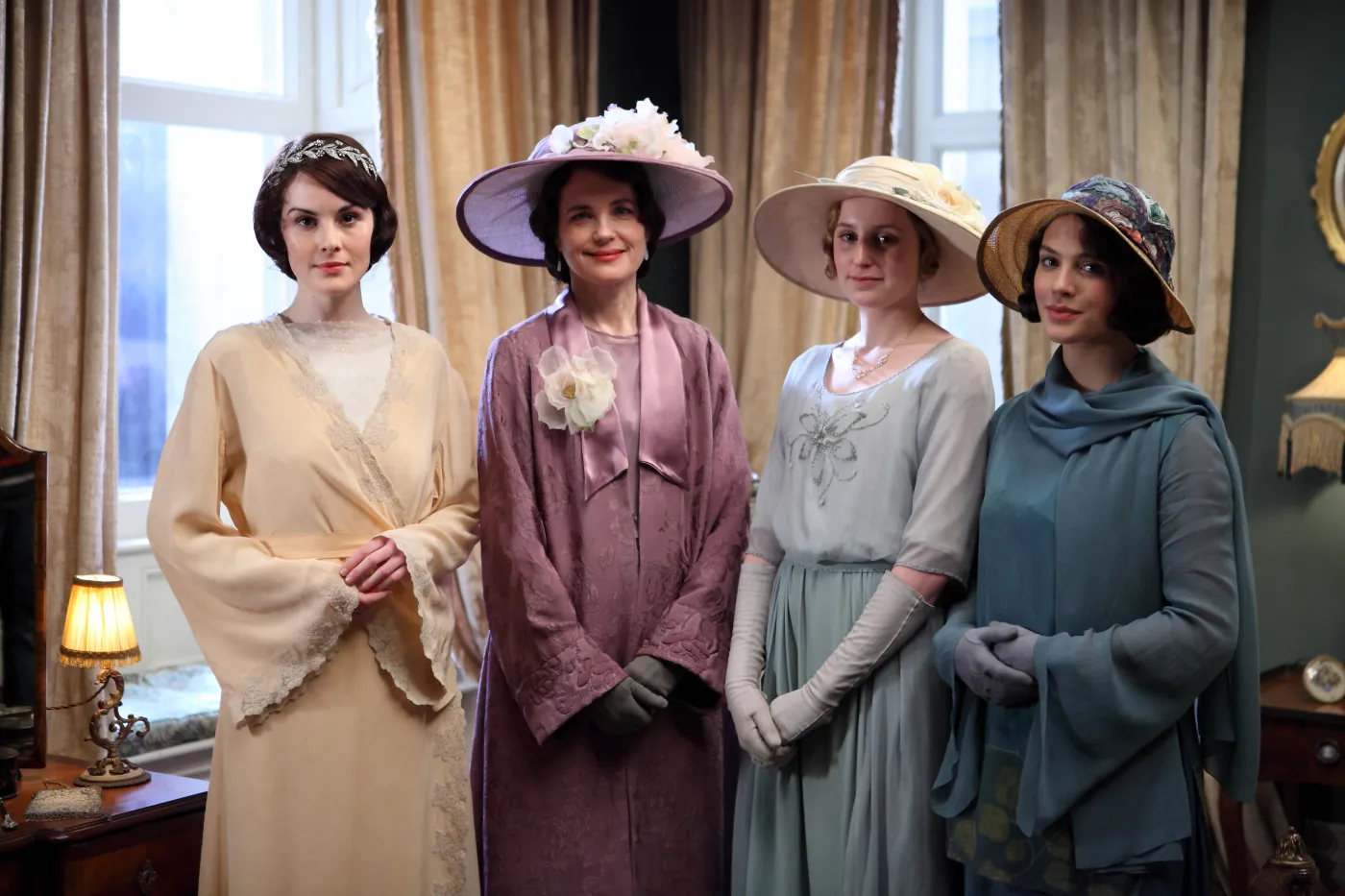 6131445-downton-abbey.jpg
