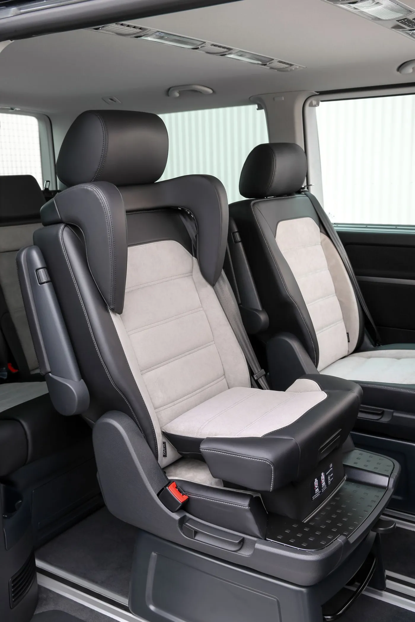 7954691-volkswagen-t6.jpg
