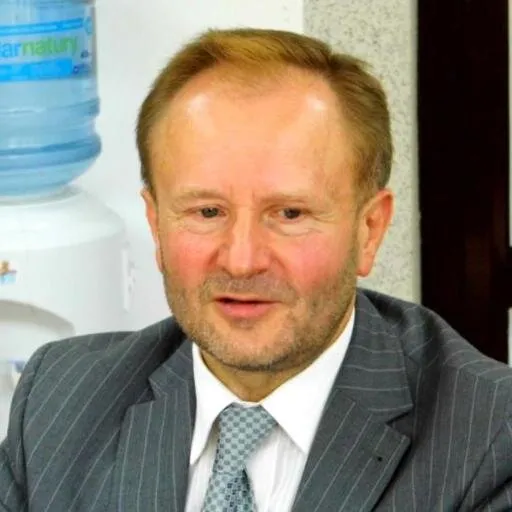 7965431-piotr-morta.jpeg