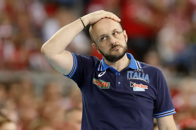 Najlepsi włoscy siatkarze wydaleni z kadry! Zabalowali, a czwartek mieli grać z Polakami