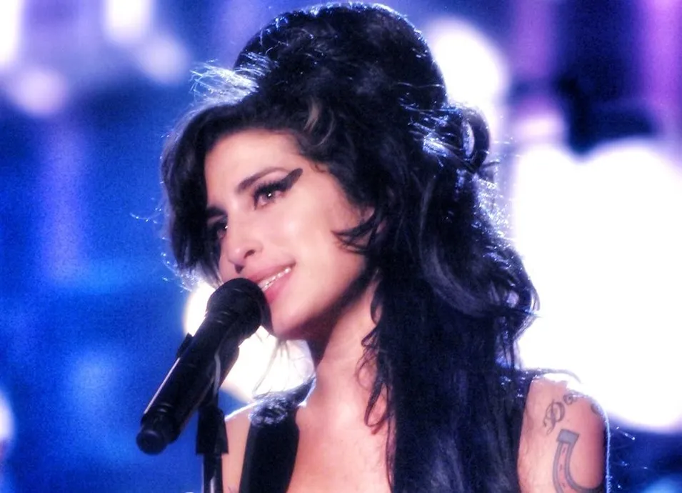 8003659-amy-winehouse.jpg