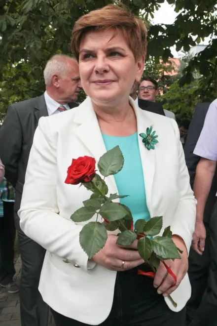 8030199-beata-szydlo.jpg