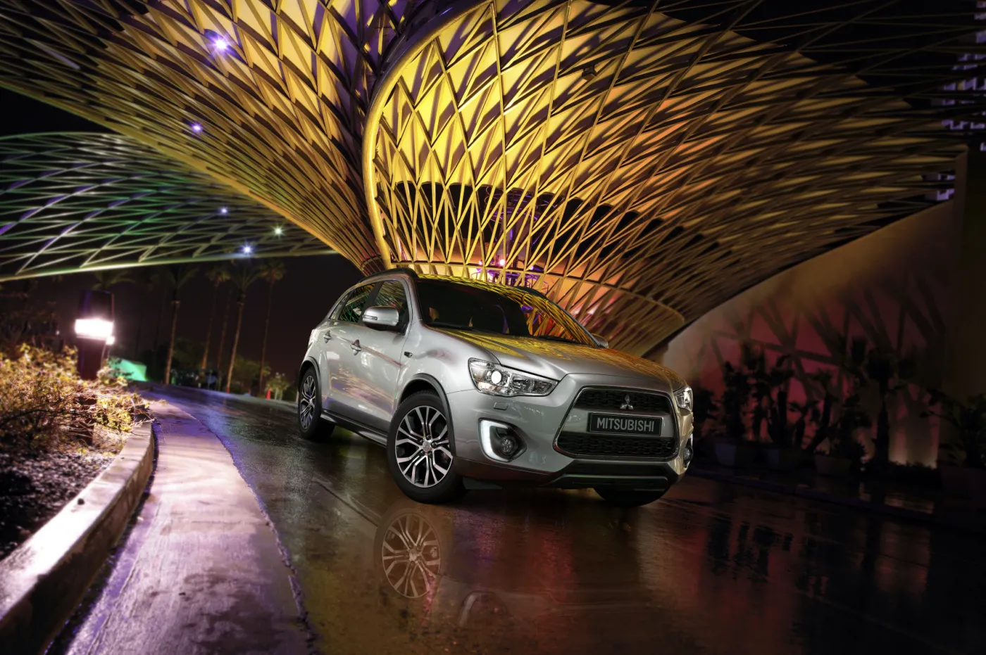 8044178-mitsubishi-asx.jpg
