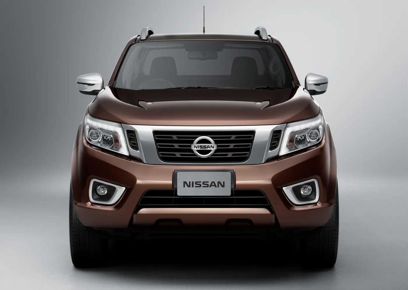 8099478-nissan-navara.jpg