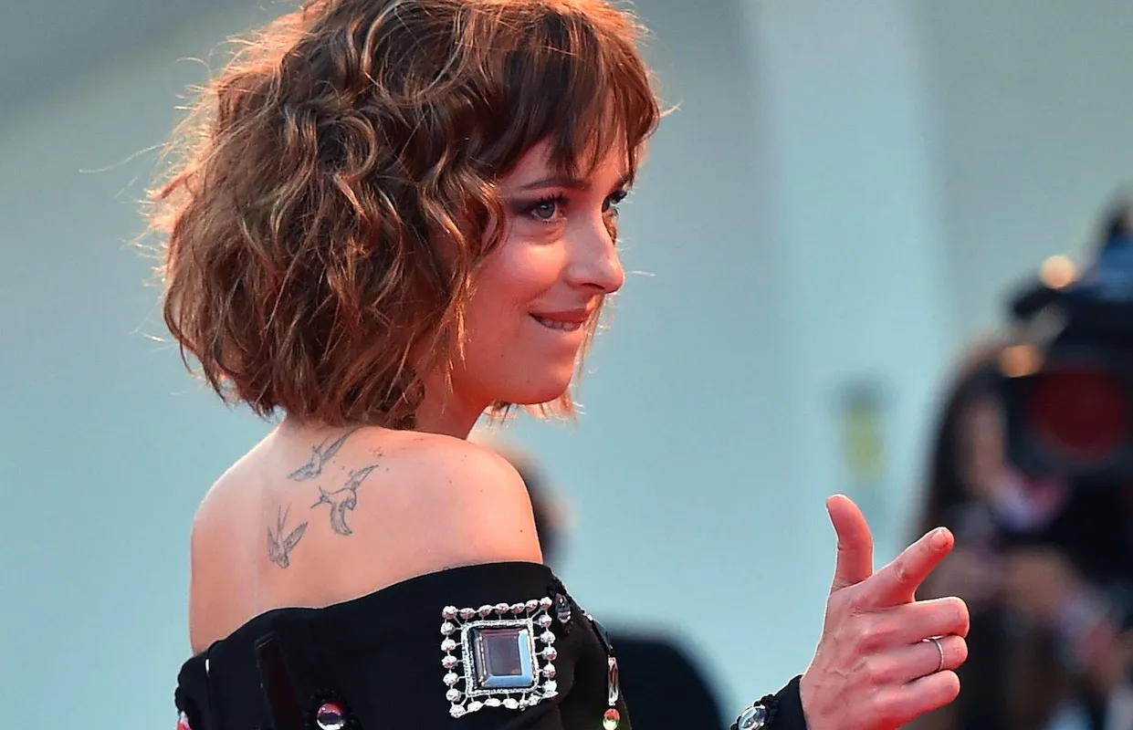 8179763-dakota-johnson.jpg