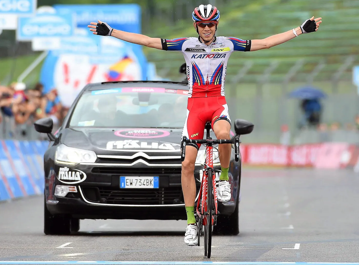 Giro d'Italia - Zakarin wygrał 11. etap, Paterski na 8. miejscu