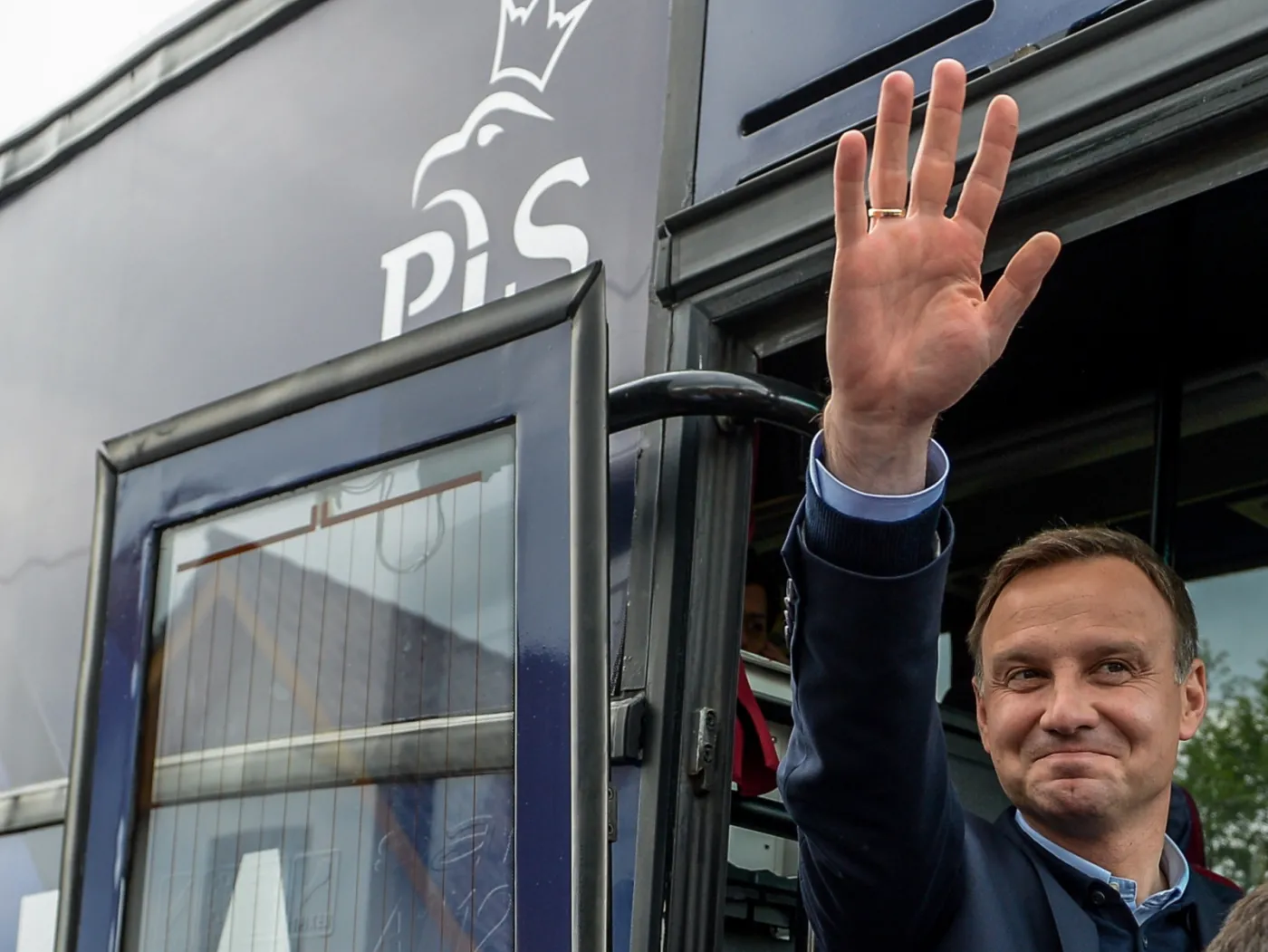 Wyniki z 5 na 51 okręgów: Duda 63,92% Komorowski 36,08%!