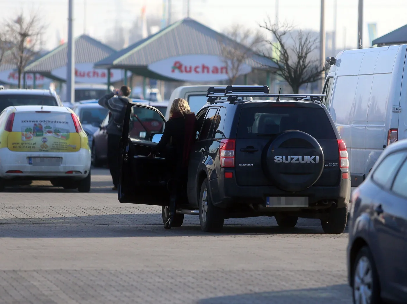 W oczekiwaniu na prezydencką limuzynę... Oto tajemnice garażu Dudy. ZDJĘCIA