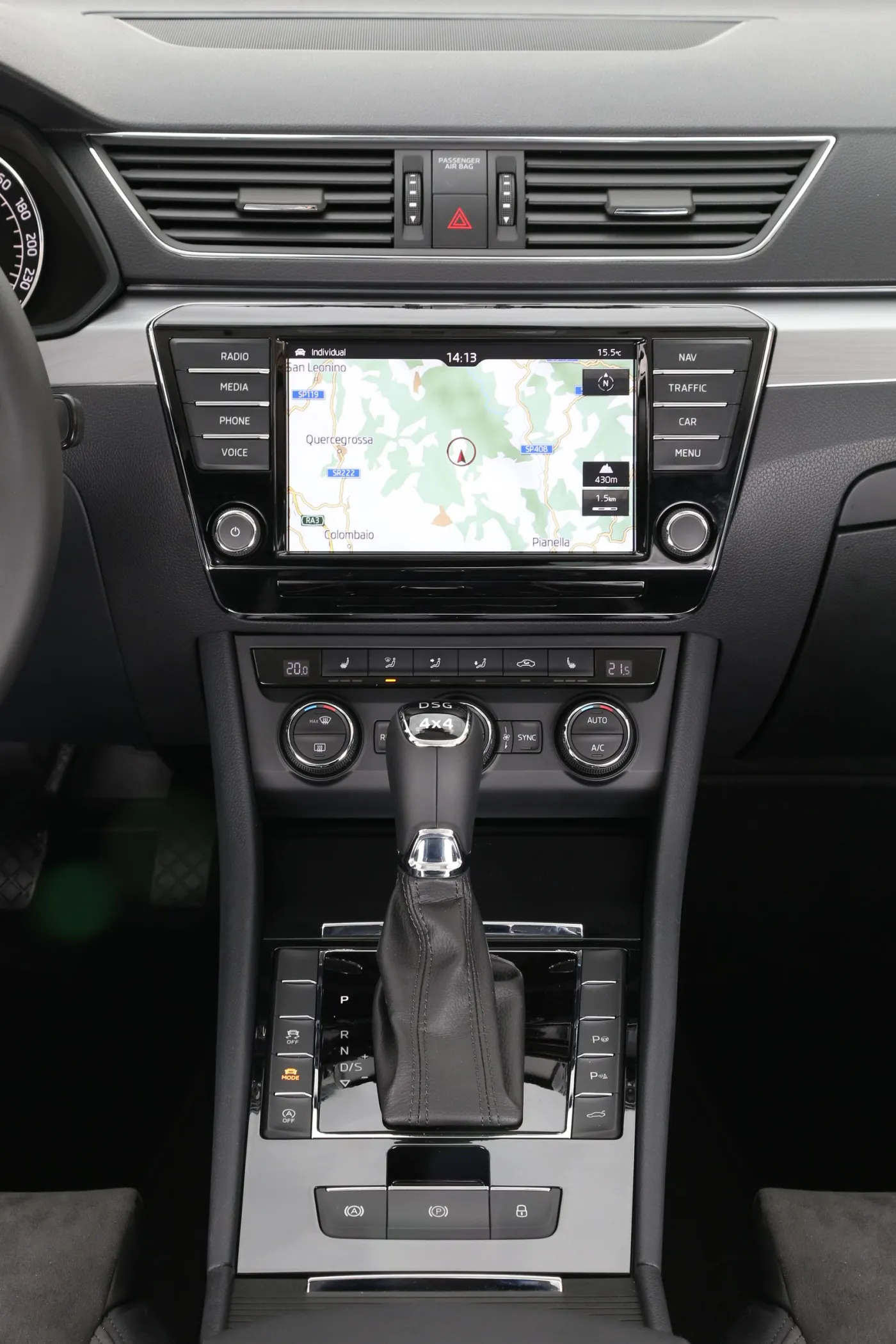 7810478-skoda-superb.jpg
