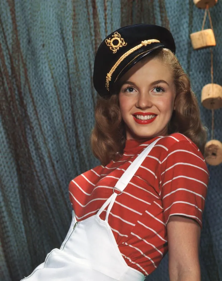 7829552-marilyn-monroe.jpg