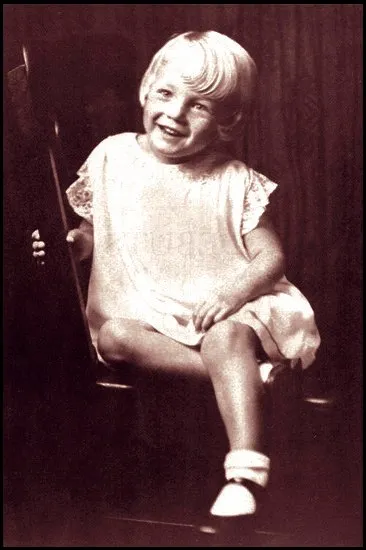 7829746-marilyn-monroe.jpg