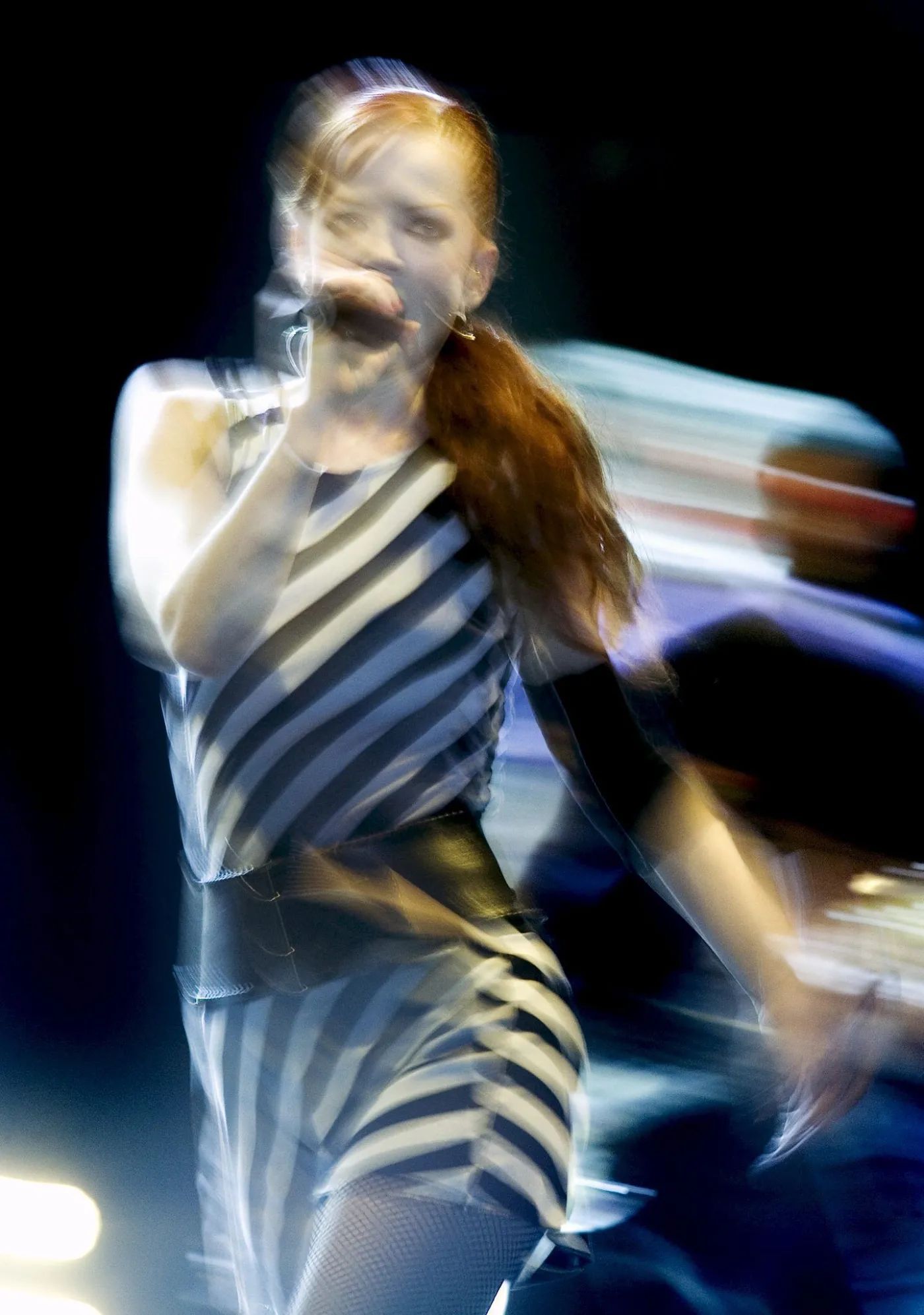 7858314-shirley-manson.jpg
