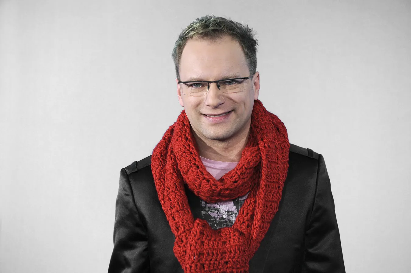 8376993-maciej-stuhr.jpg