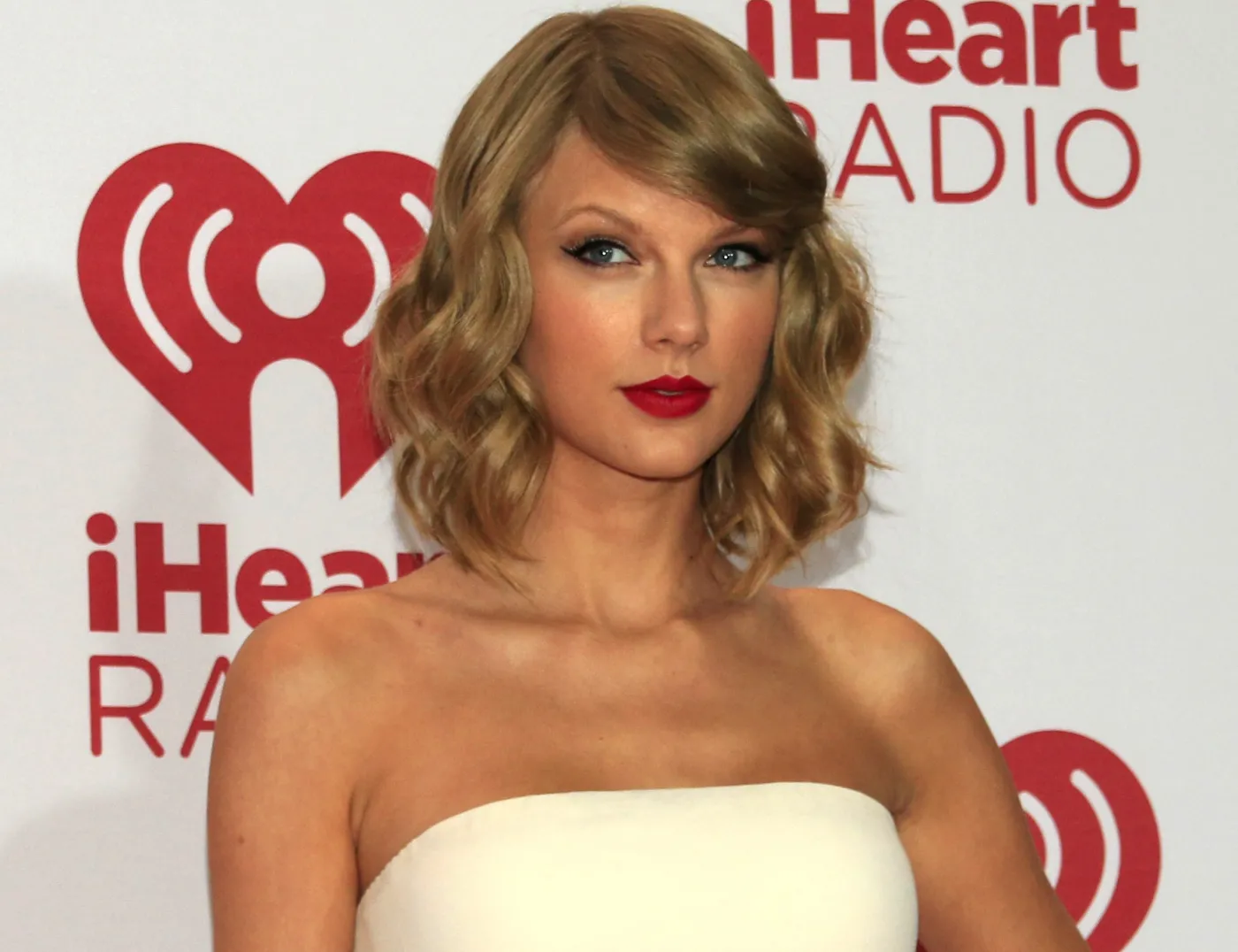 7235172-taylor-swift.jpg
