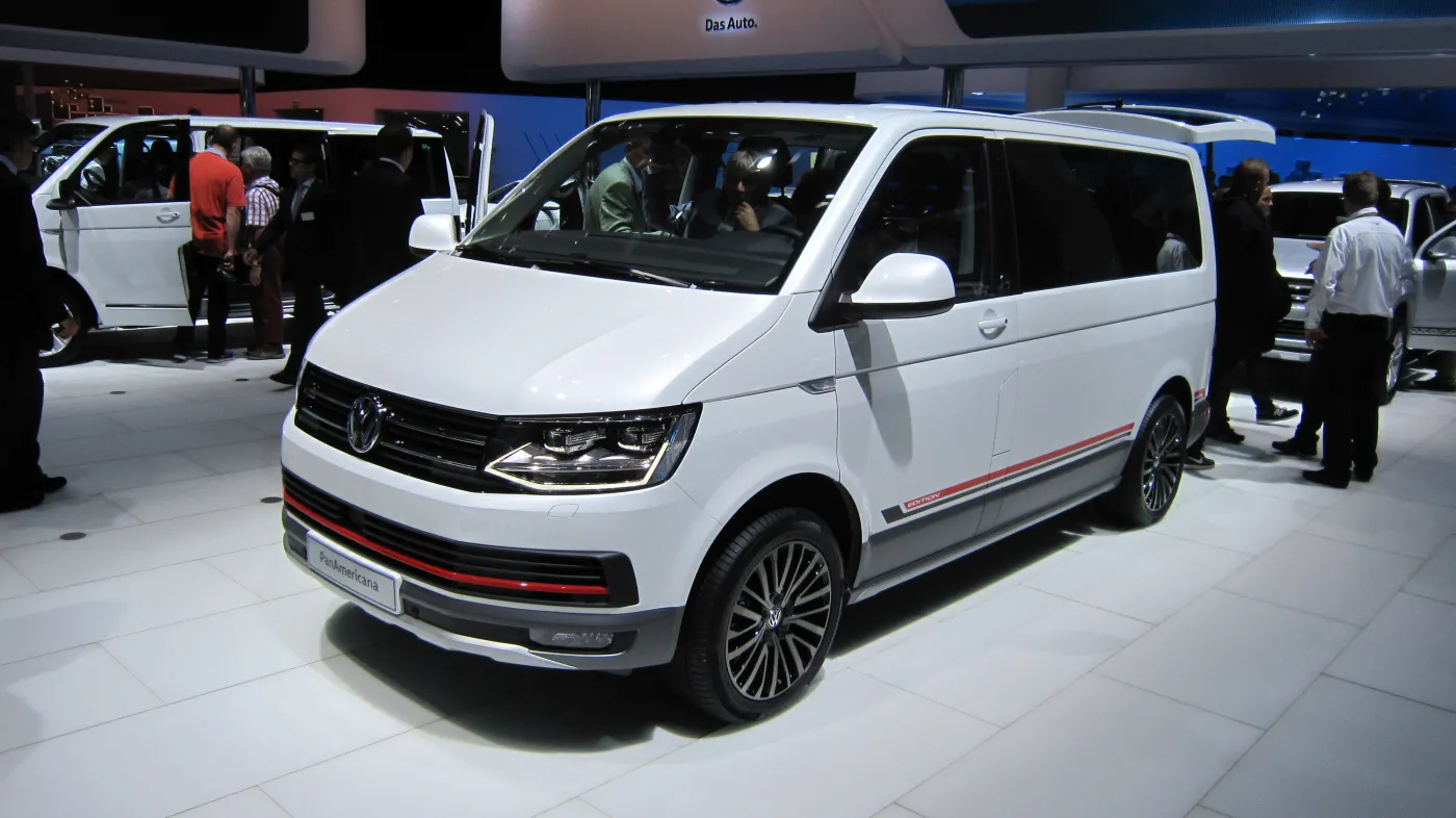 8458003-volkswagen-t6.jpg