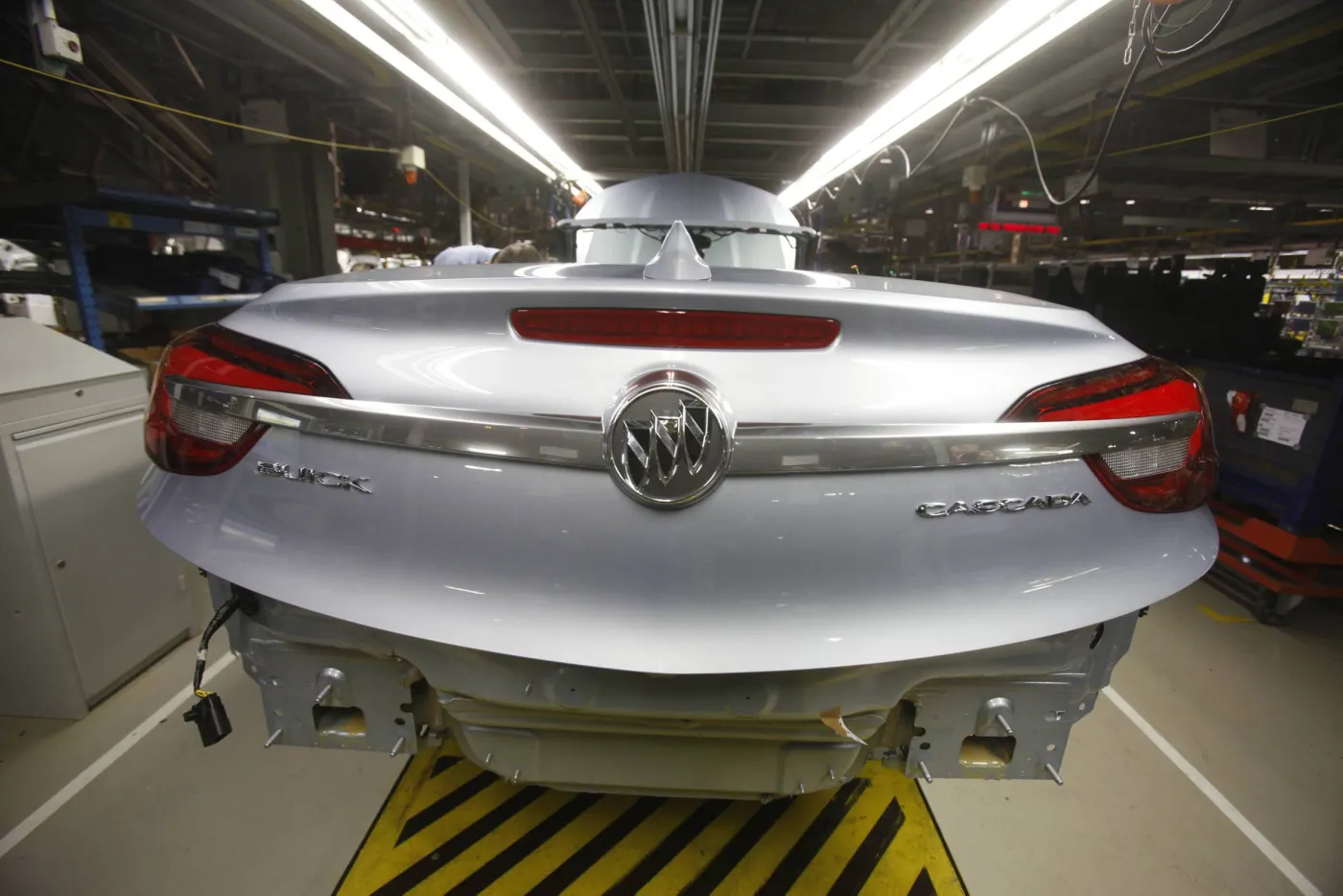 8461318-buick-cascada.jpg
