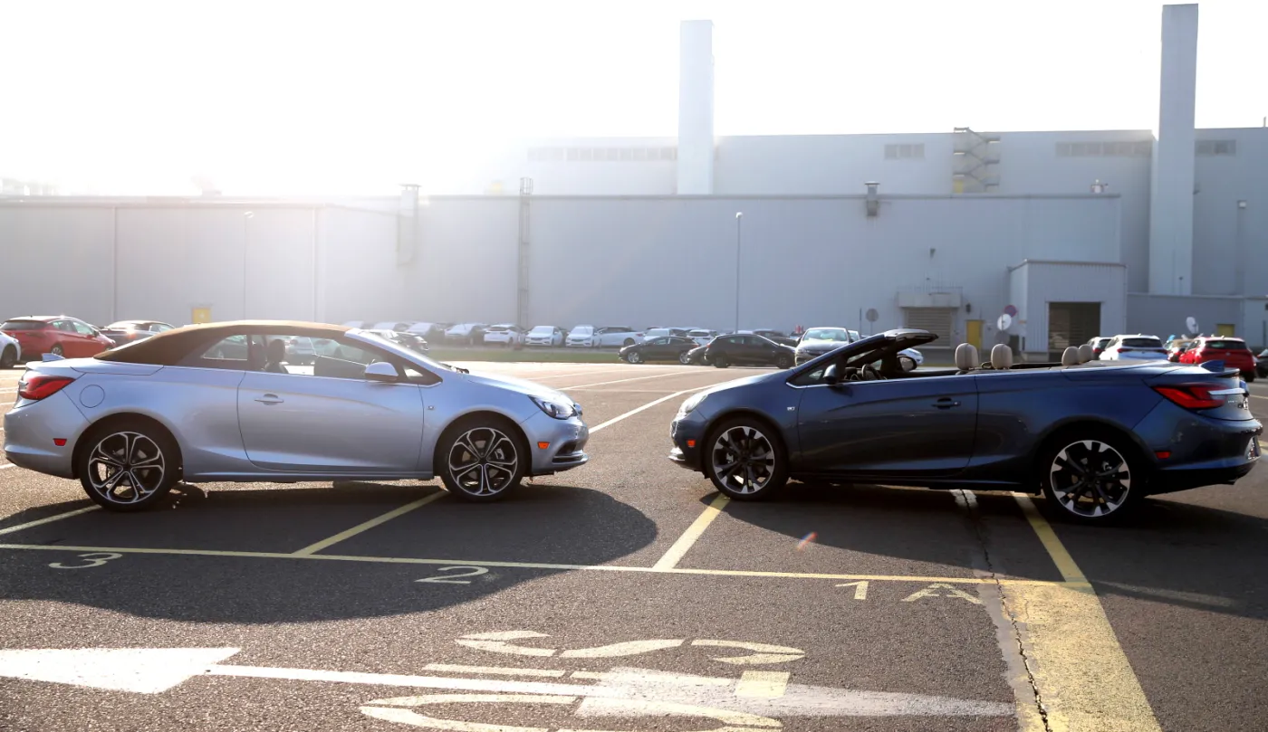 8467070-buick-cascada.jpg