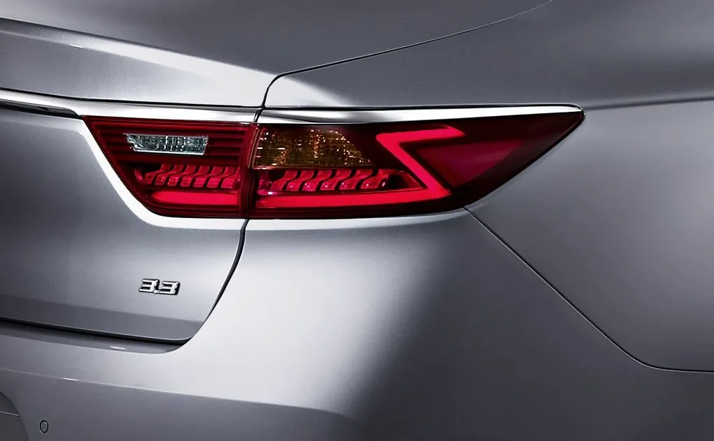 8471074-kia-cadenza.jpg