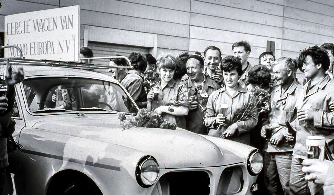 8483133-volvo-amazon.jpg