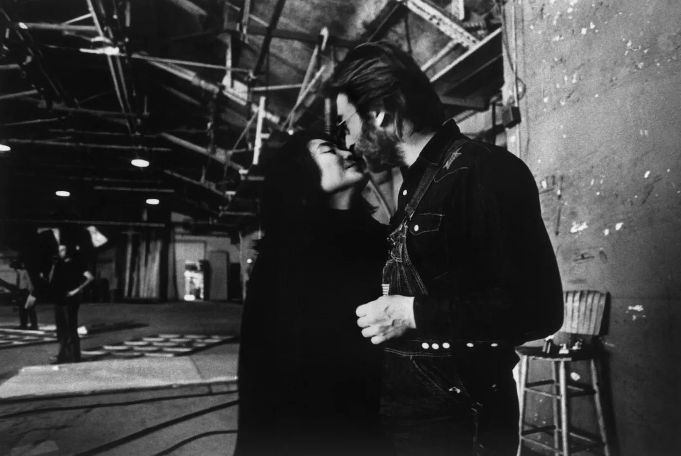 8512047-john-lennon.jpg