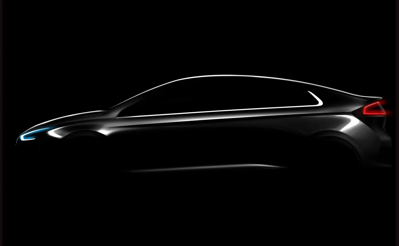 Trzy napędy w jednym aucie! Nowy hyundai ioniq na rynku. Koniec diesla?