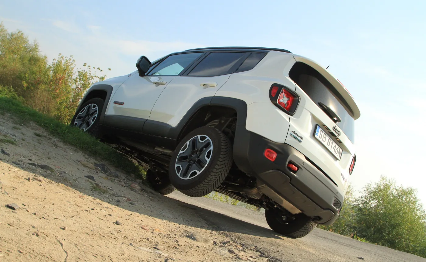8557958-jeep-renegade.jpg