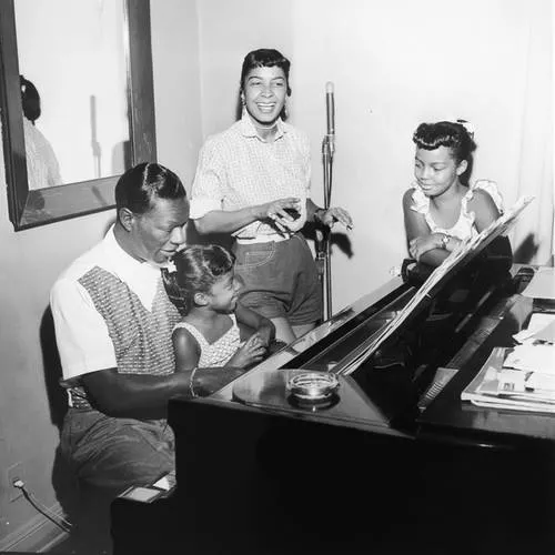 8594578-natalie-cole.jpg