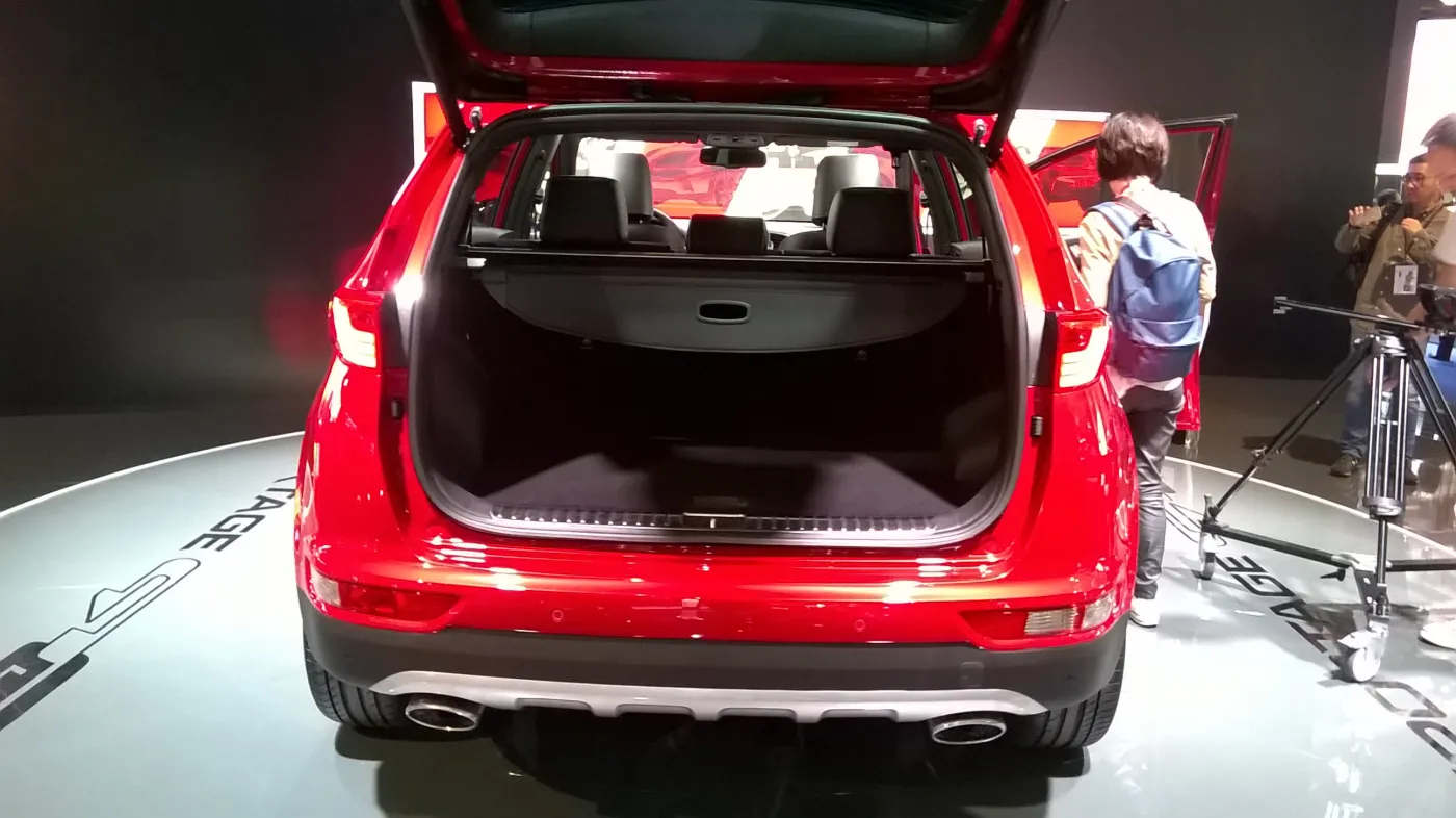 8215544-kia-sportage.jpg