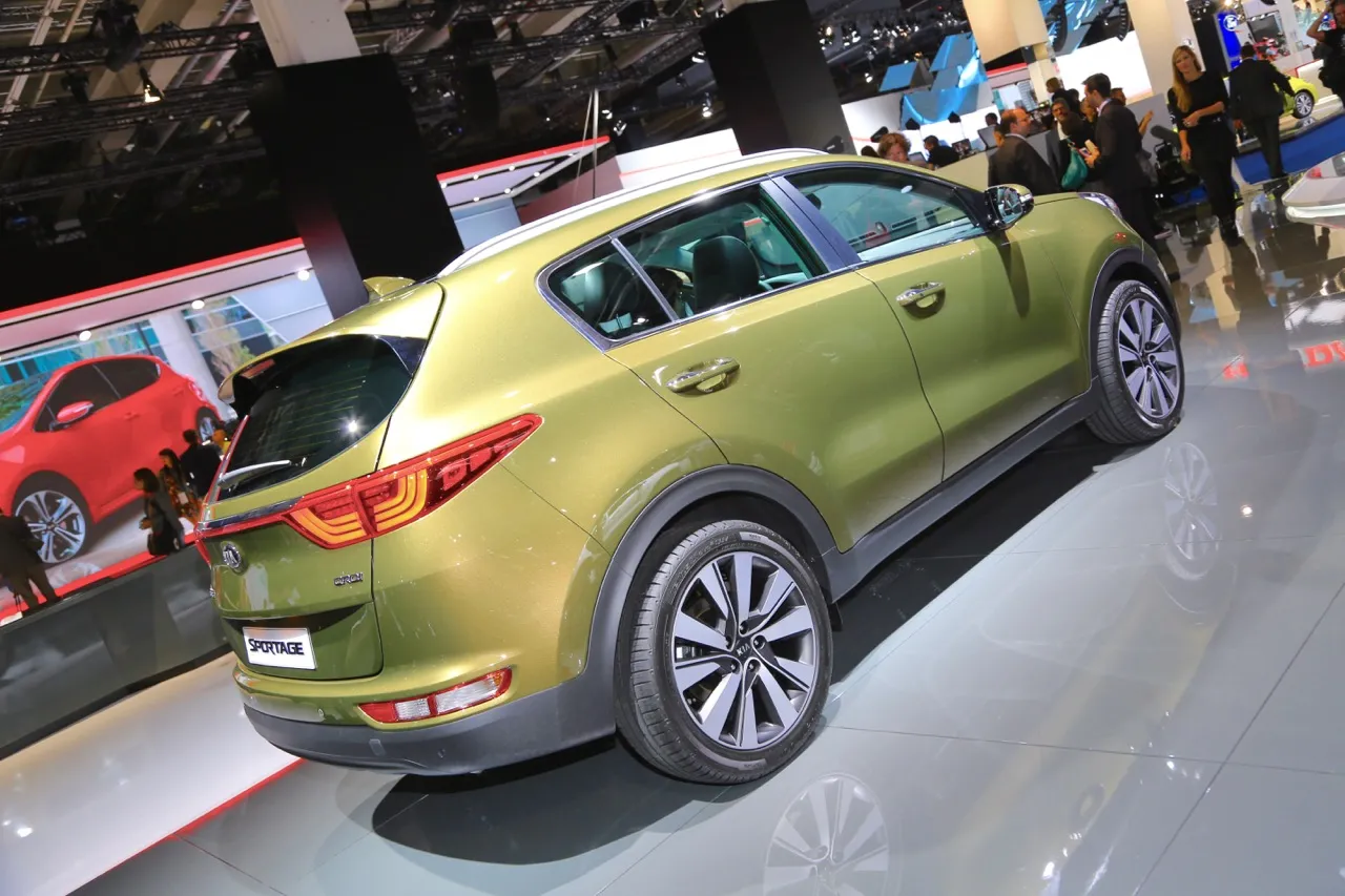 8215725-kia-sportage.jpg