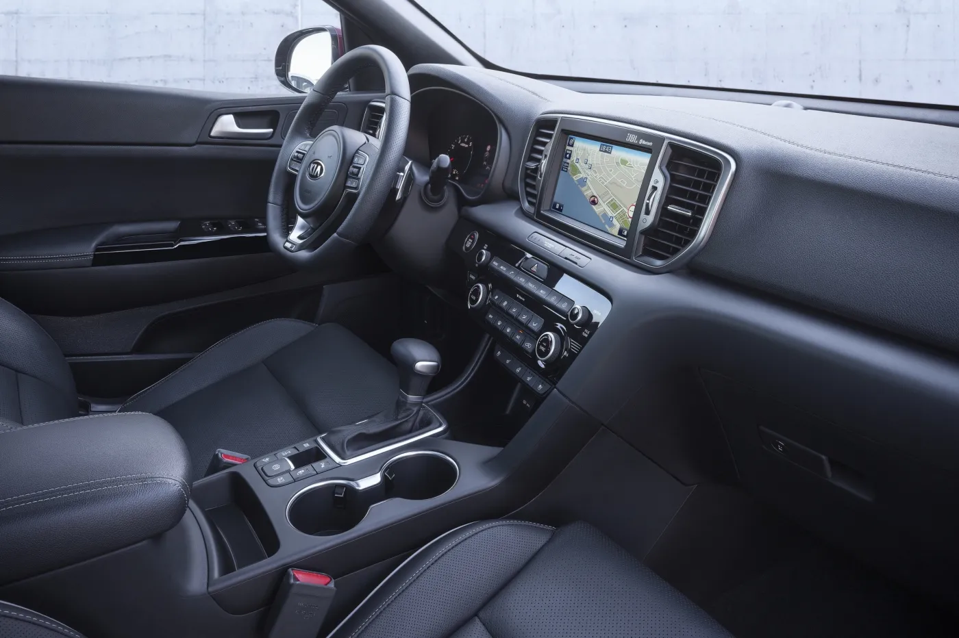 8216014-kia-sportage.jpg