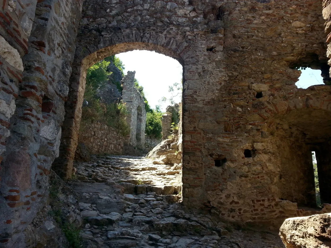 8229481-mistra-grecja.jpg
