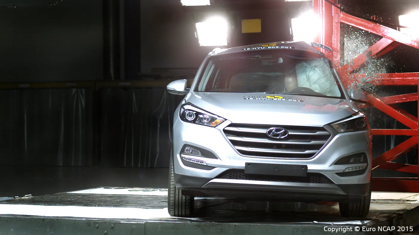 8291630-hyundai-tucson.jpg