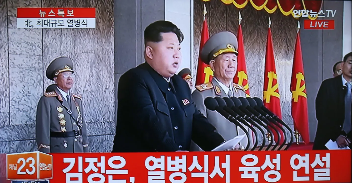Korea Północna. Parada wojskowa w 70. rocznicę powstania komunistycznej Koreańskiej Partii Pracy