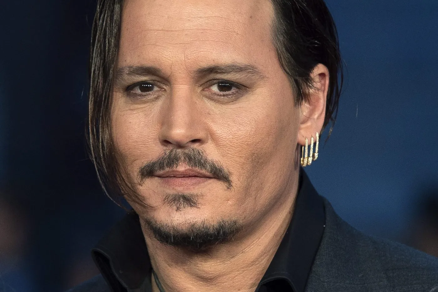 8308025-johnny-depp.jpg