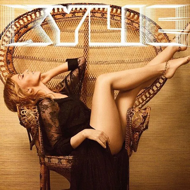 8321174-kylie-minogue.jpg