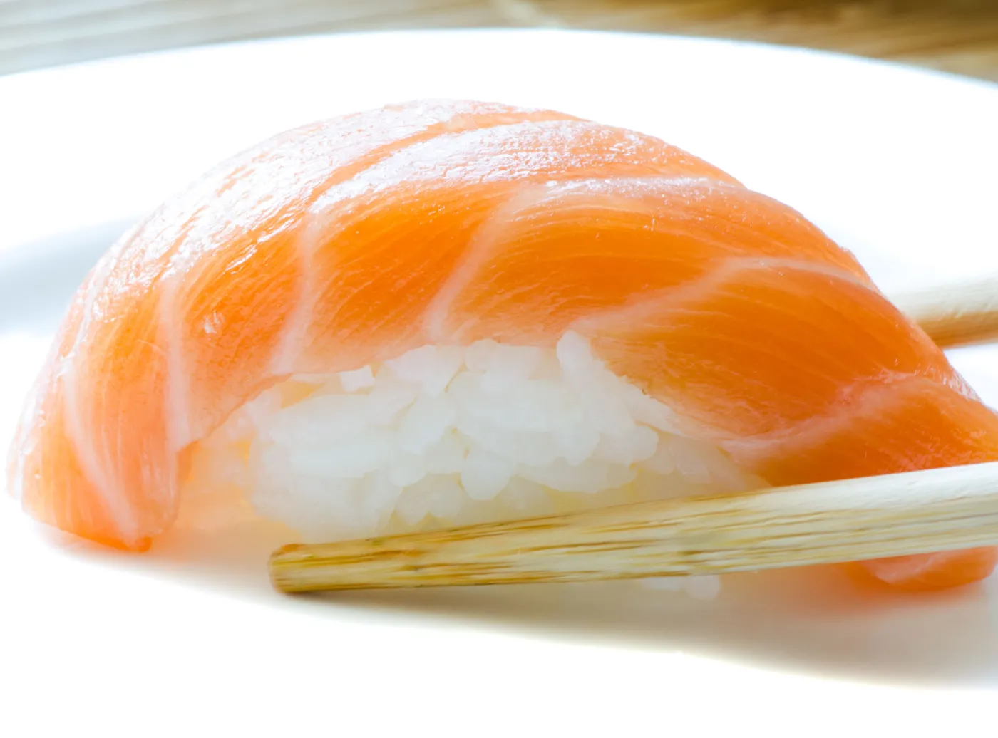 łosoś sushi