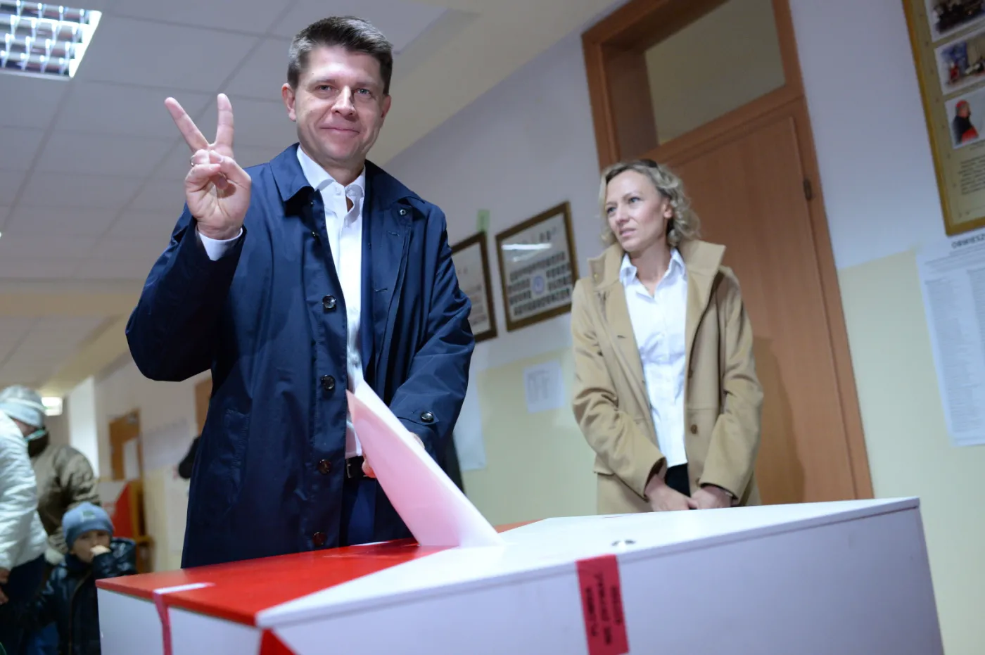 8356138-ryszard-petru.jpg