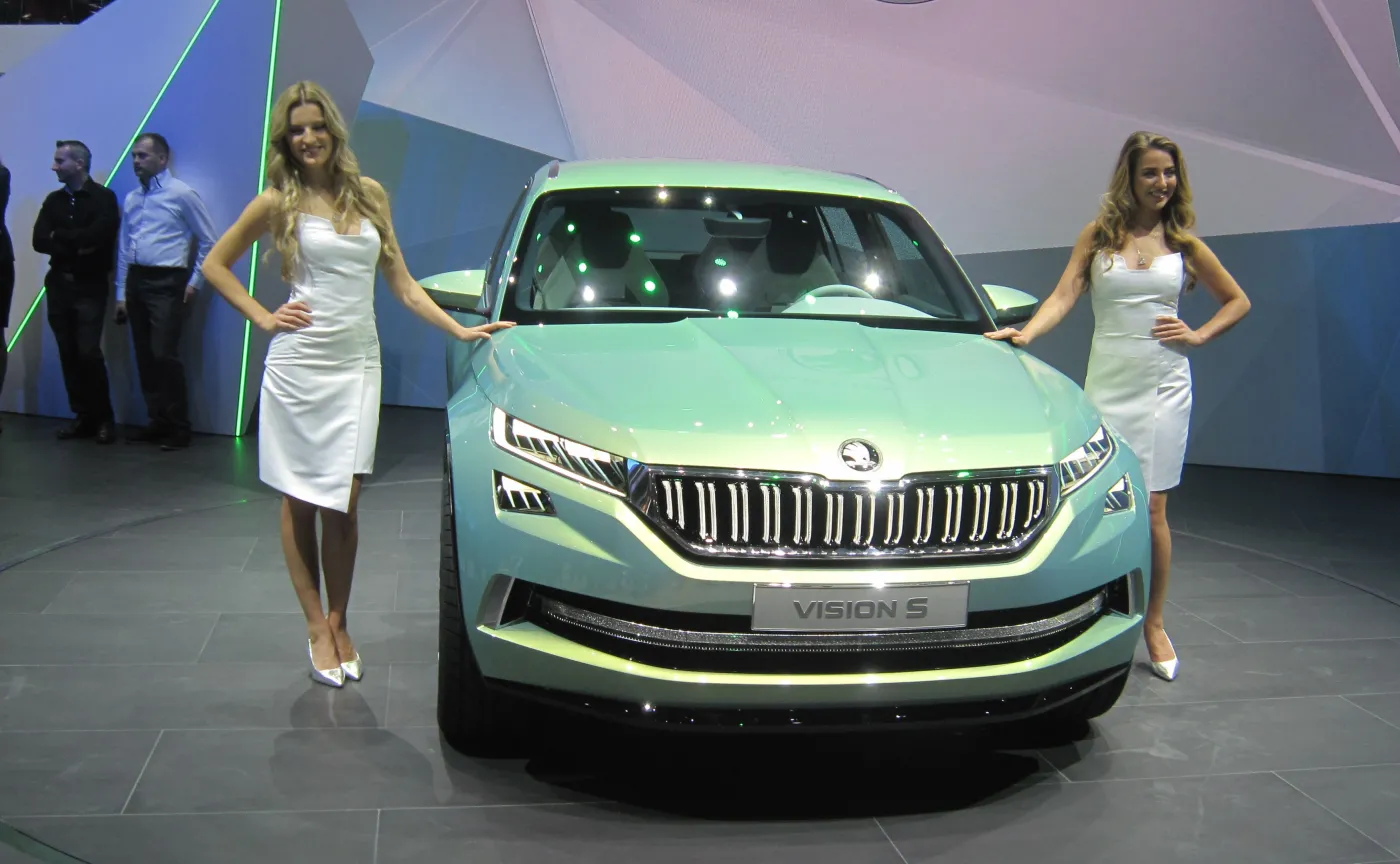 8837803-skoda-visions.jpg