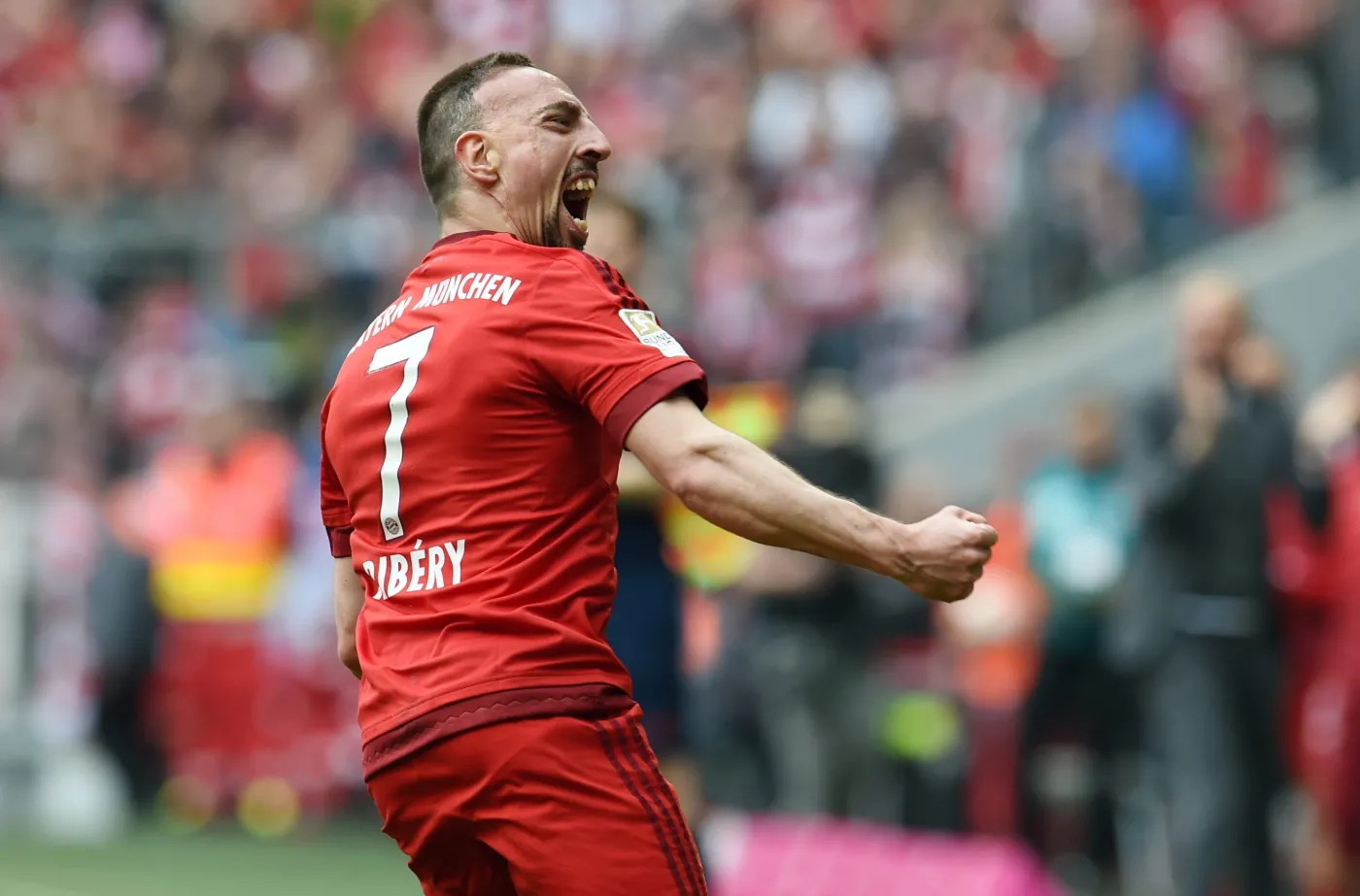 Liga Mistrzów: Marciniak arbitrem meczu 1/4 finału Bayern - Benfica