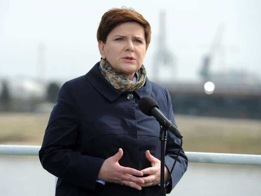 8905332-beata-szydlo.jpg