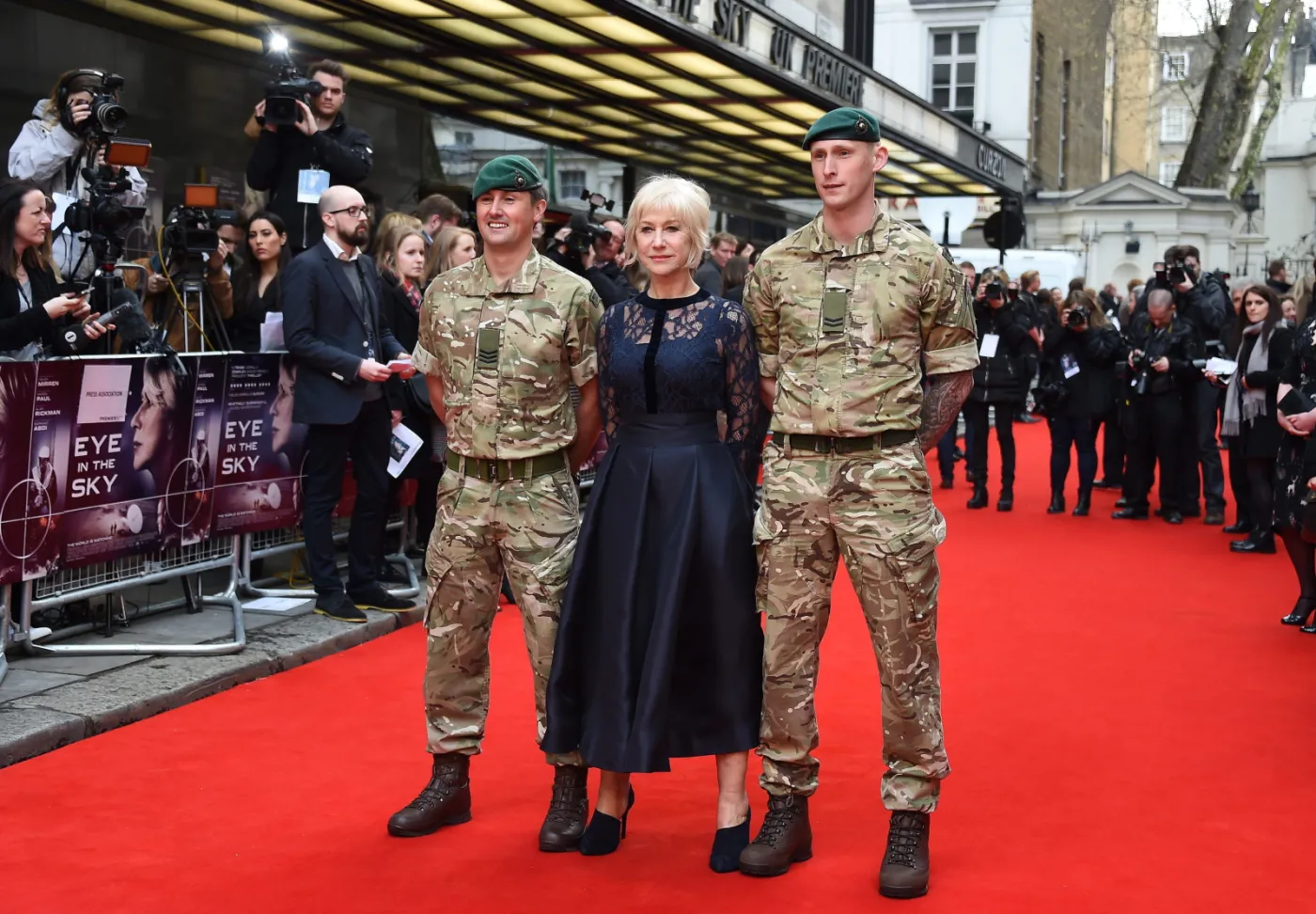 8926177-helen-mirren.jpg