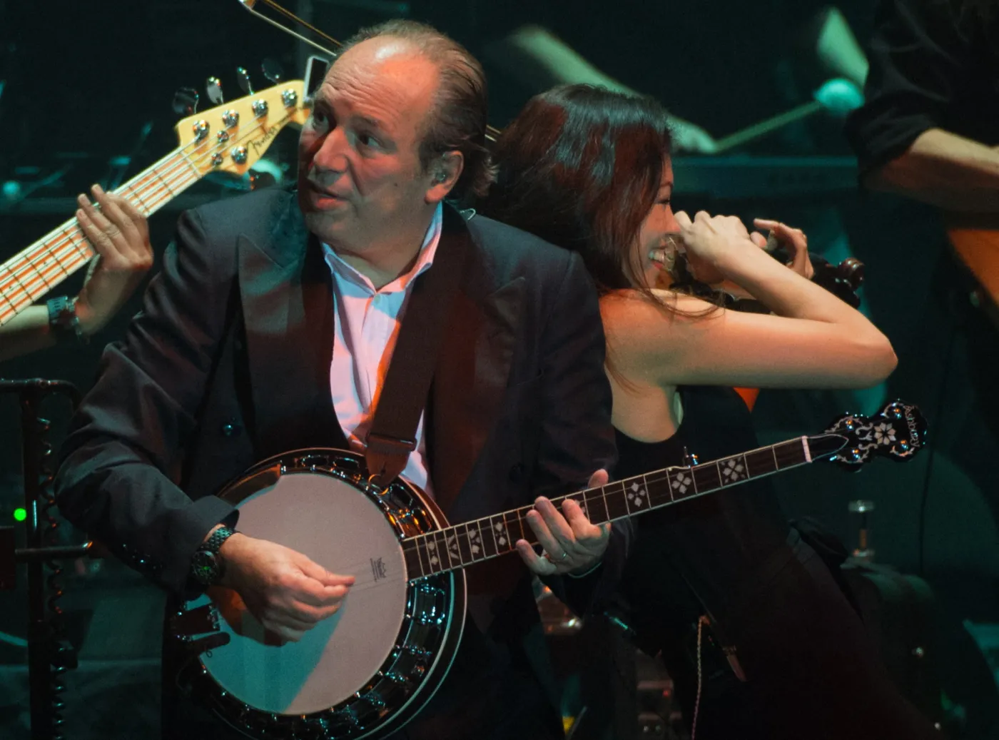 8993043-hans-zimmer.jpg