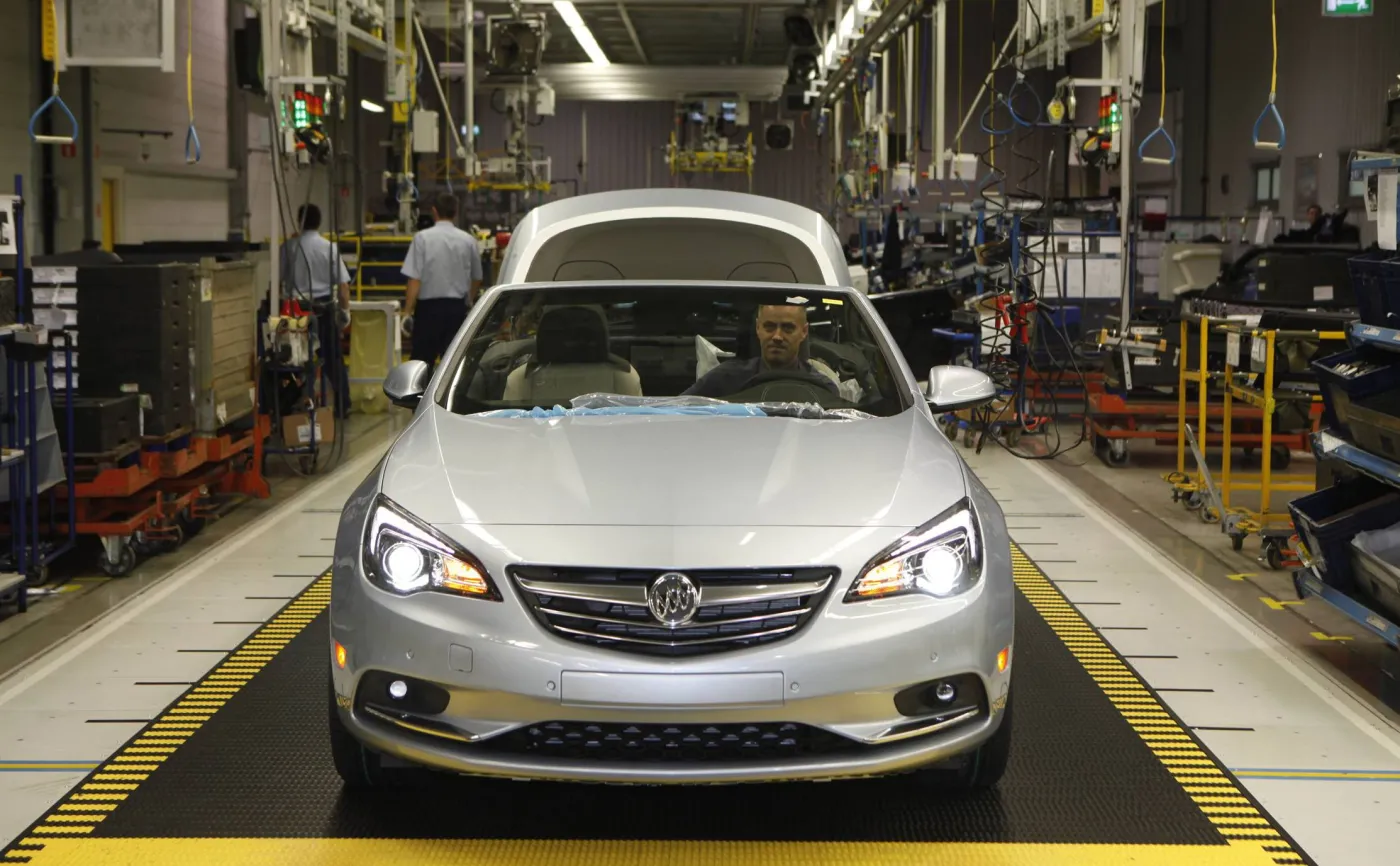 8612198-buick-cascada.jpg
