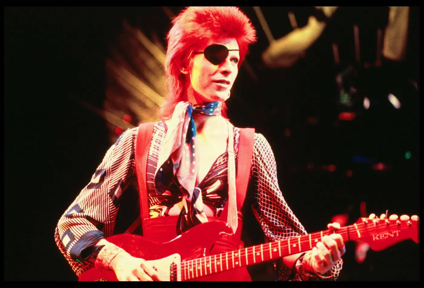8621811-david-bowie.jpg