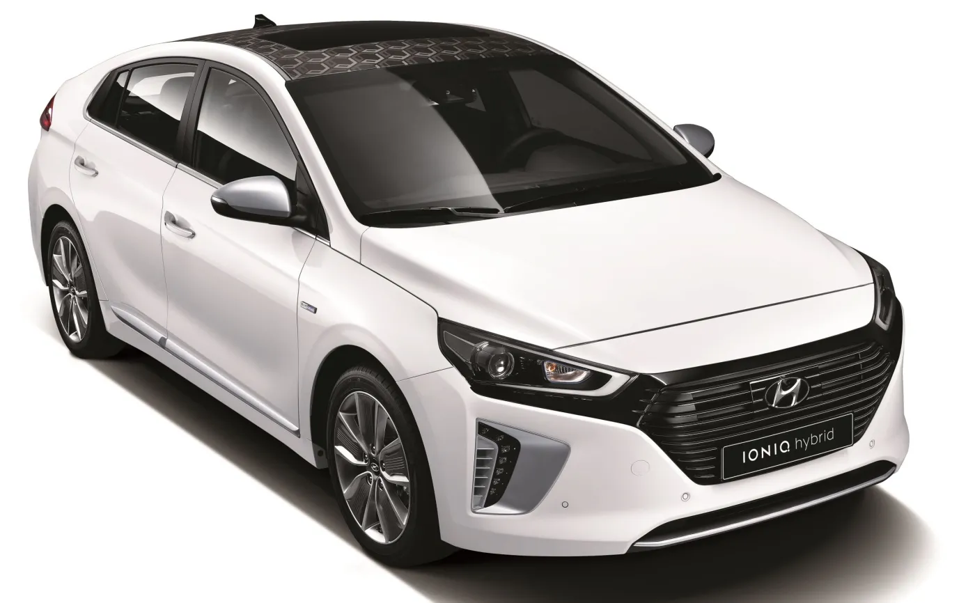 8690812-hyundai-ioniq.jpg